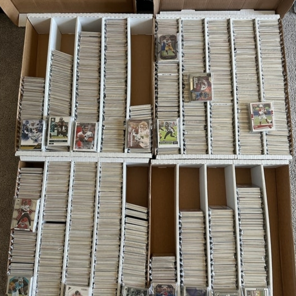 🏈 ESTATE SALE - Lot of 100 Old FOOTBALL CARDS. SUPER BONUS!!!! 🏈